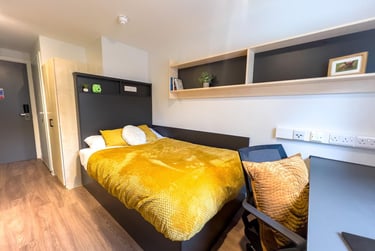 1 bed flat, Lady Lawson Street, Tollcross, Edinburgh, EH39DH - Image 3